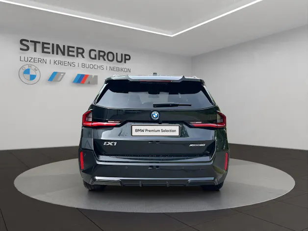 BMW iX1 xDrive 30 M Sport Pro