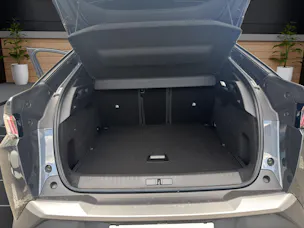 PEUGEOT 3008 NEW 73kWh AWD Allure P