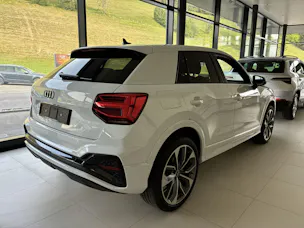Audi Q2 40 TFSI S line Attraction quattro S-tronic