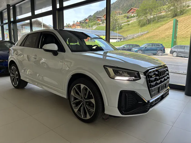 Audi Q2 40 TFSI S line Attraction quattro S-tronic