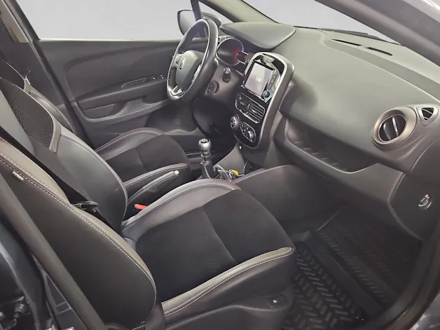 Renault Clio 1.2 16V T Swiss Edition