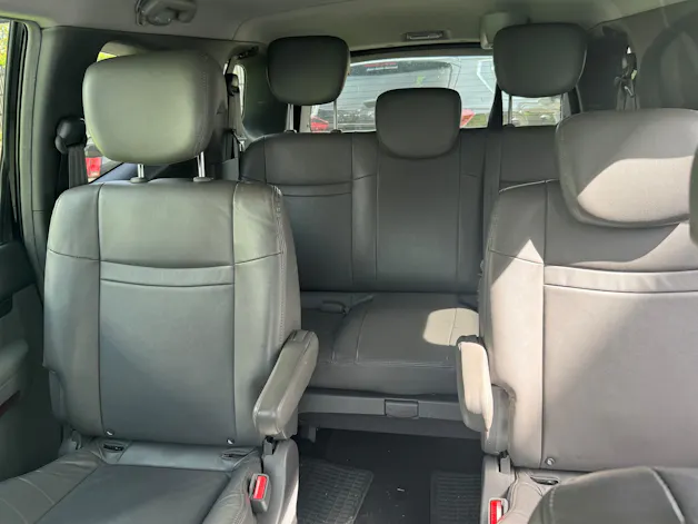 KGM -SsangYong Rodius SV220 e-XDi Sapphire 4WD Automatic