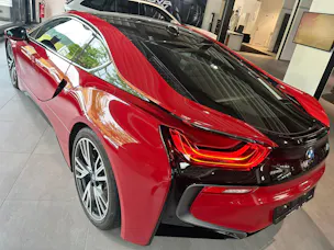 BMW i8 Coupé Protonic Red Edition