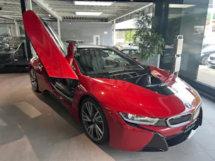 BMW i8 Coupé Protonic Red Edition