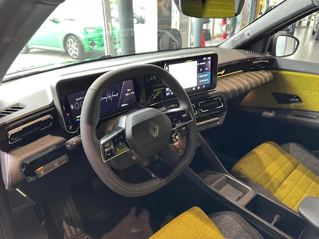 Renault R5 E-Tech Comfort Range 52 kWh Iconic Five