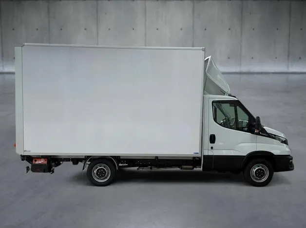 Iveco MY24 35S18HA8 RS 3750 mit Koffer/Hebebühne-Aufbau