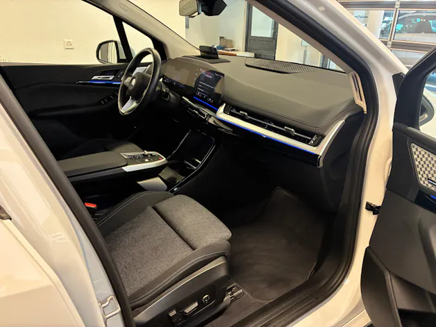 BMW 225e xDrive Active Tourer