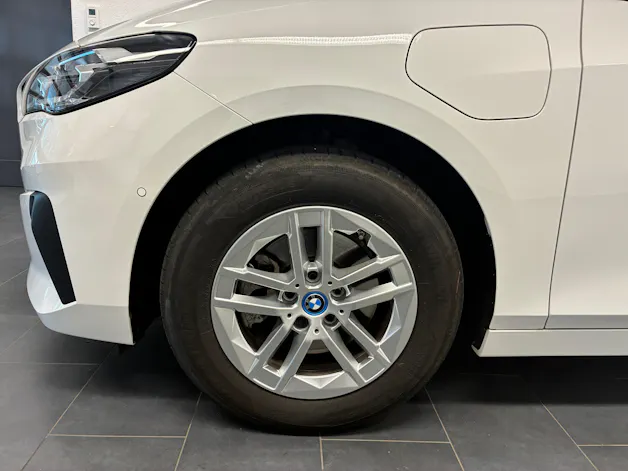 BMW 225e xDrive Active Tourer