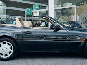 Mercedes-Benz SL 280