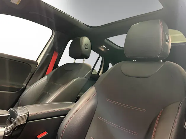 Mercedes-Benz GLA 35 AMG 4Matic
