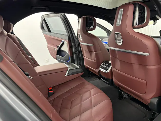 BMW 740d xDrive 48V M Sport