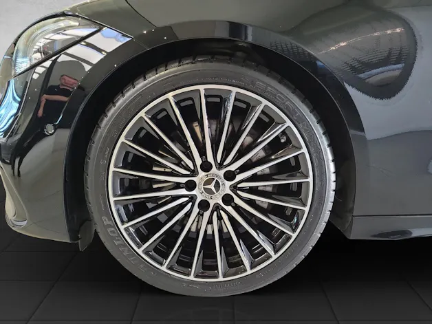Mercedes-Benz C 200 4Matic AMG Line