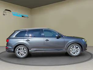 Audi Q7 55 TFSI S line quattro tiptronic / faceliftmodell