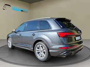 Audi Q7 55 TFSI S line quattro tiptronic / faceliftmodell