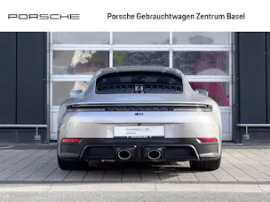 Porsche 911 Carrera 4 GTS