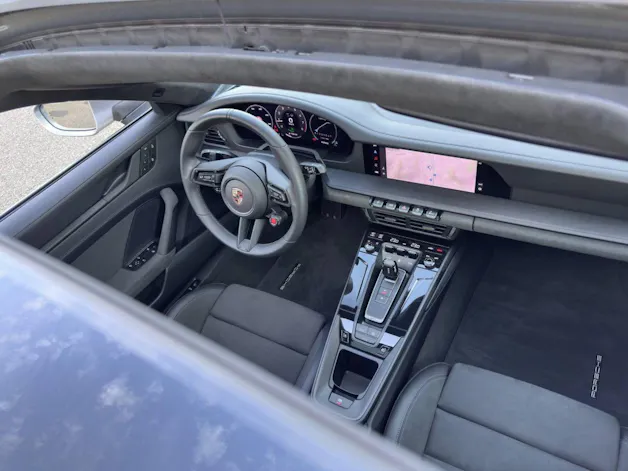 Porsche 911 Carrera 4 GTS