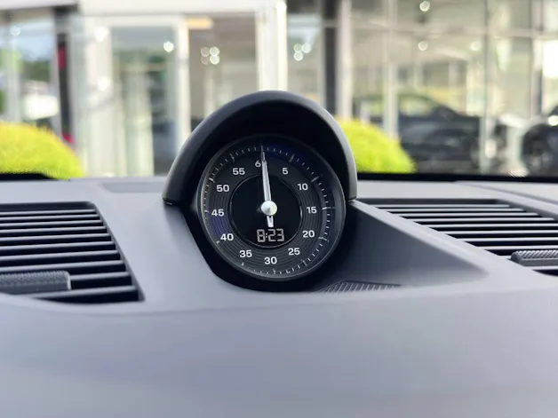 Porsche 911 Carrera 4 GTS