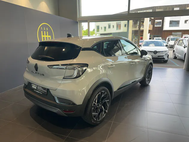 Renault Captur 1.3 TCe Esprit Alpine EDC