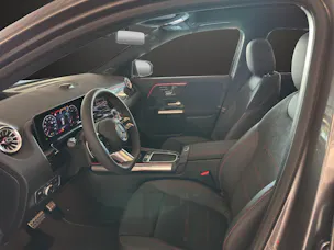 Mercedes-Benz GLA 200 Night Star 7G-D
