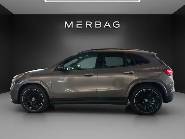 Mercedes-Benz GLA 200 Night Star 7G-D