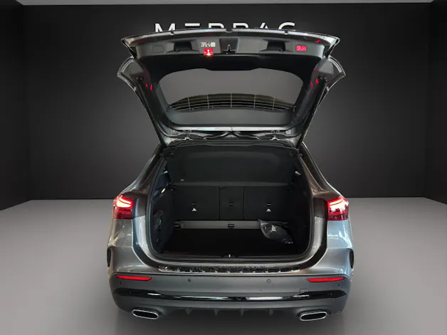 Mercedes-Benz GLA 200 Night Star 7G-D