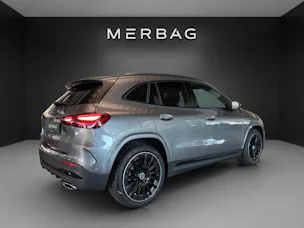 Mercedes-Benz GLA 200 Night Star 7G-D