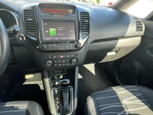 Kia Venga 1.6 CVVT Swiss Champion Automatic