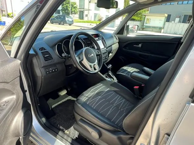 Kia Venga 1.6 CVVT Swiss Champion Automatic