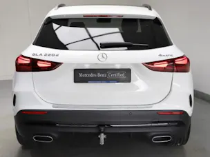 Mercedes-Benz GLA 220d 4Matic 8G-DCT