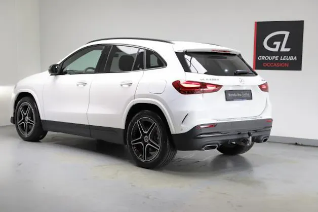 Mercedes-Benz GLA 220d 4Matic 8G-DCT