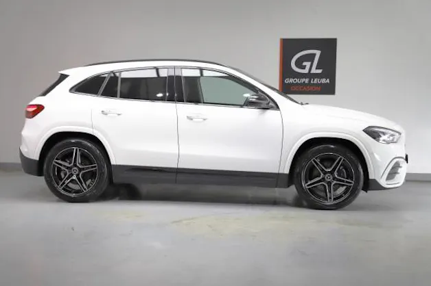 Mercedes-Benz GLA 220d 4Matic 8G-DCT