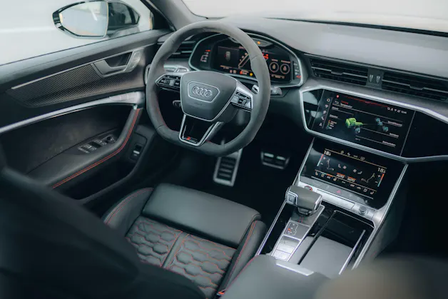 AUDI RS6 Avant 4.0 TFSI V8 quattro