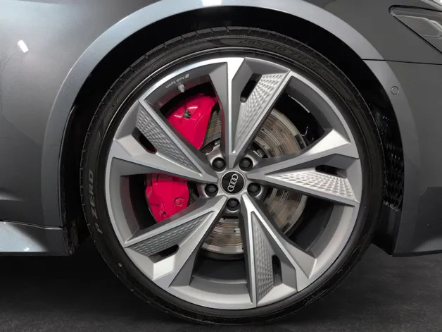 Audi RS6 Avant 4.0 TFSI V8 quattro