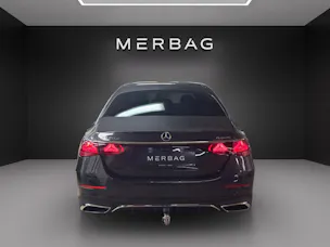 Mercedes-Benz E 220 d 4Matic 9G-Tronic