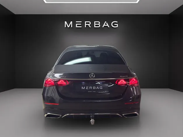 Mercedes-Benz E 220 d 4Matic 9G-Tronic