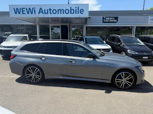 BMW 330e x DriveTouring Steptronic M Sport Pro