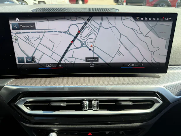 BMW 330e x DriveTouring Steptronic M Sport Pro