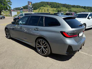 BMW 330e x DriveTouring Steptronic M Sport Pro