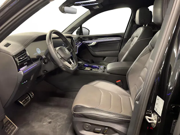 VW Touareg 3.0 V6 TDI R-Line Black Style