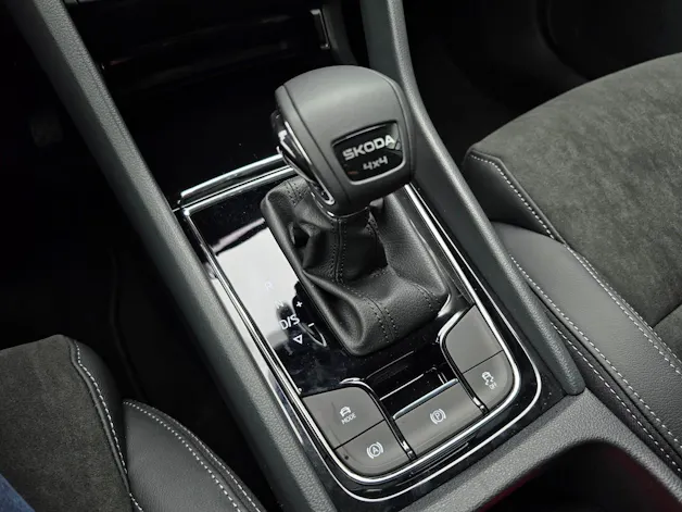 Škoda Karoq 2.0 TDI CR Dynamic 4x4 DSG