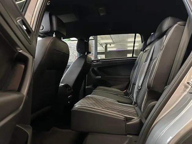 VW Tiguan Allspace 2.0 TDI SCR R-Line 4Motion DSG
