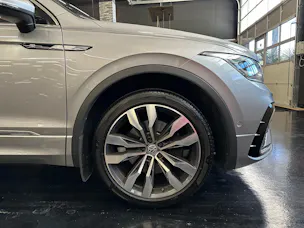 VW Tiguan Allspace 2.0 TDI SCR R-Line 4Motion DSG