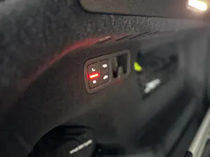 Audi RSQ8 quattro