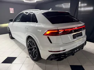 Audi RSQ8 quattro