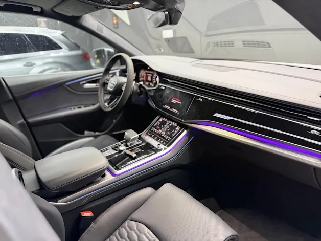 Audi RSQ8 quattro