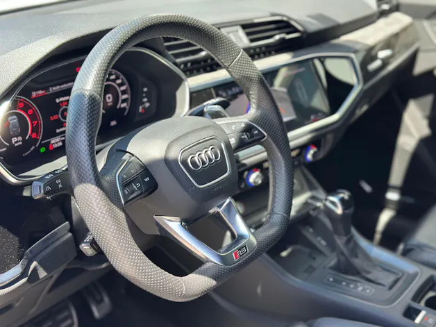 Audi RS Q3 2.5 TFSI quattro S tronic