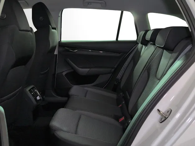 Škoda Octavia Combi 2.0 TDI DSG Ambition 4x4