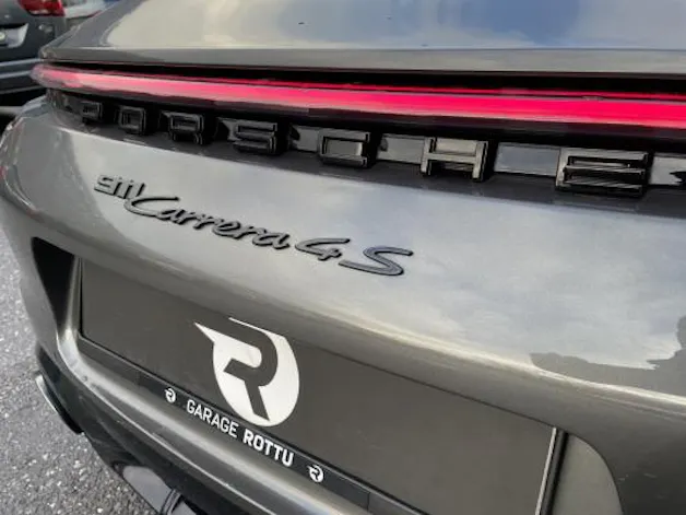 Porsche 911 Carrera 4S
