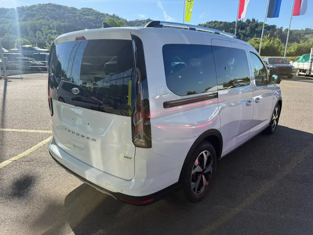 Ford Grand Tourneo Connect 2.0 EcoBlue AWD Active