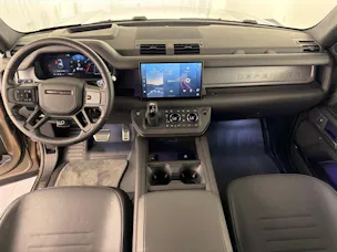 Land Rover Defender 110 635 V8 Octa